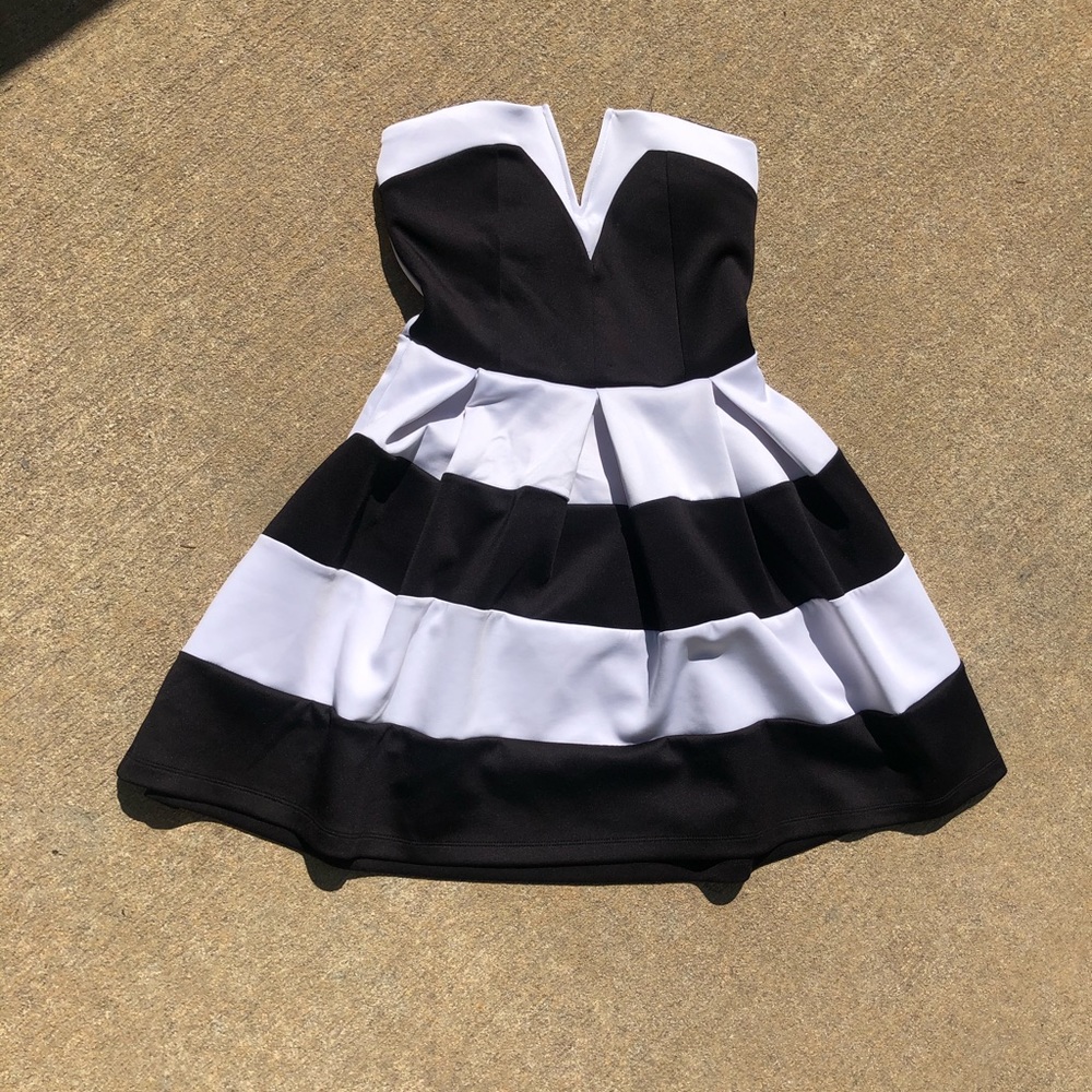 Charlotte Russe mini dress 🏷💕